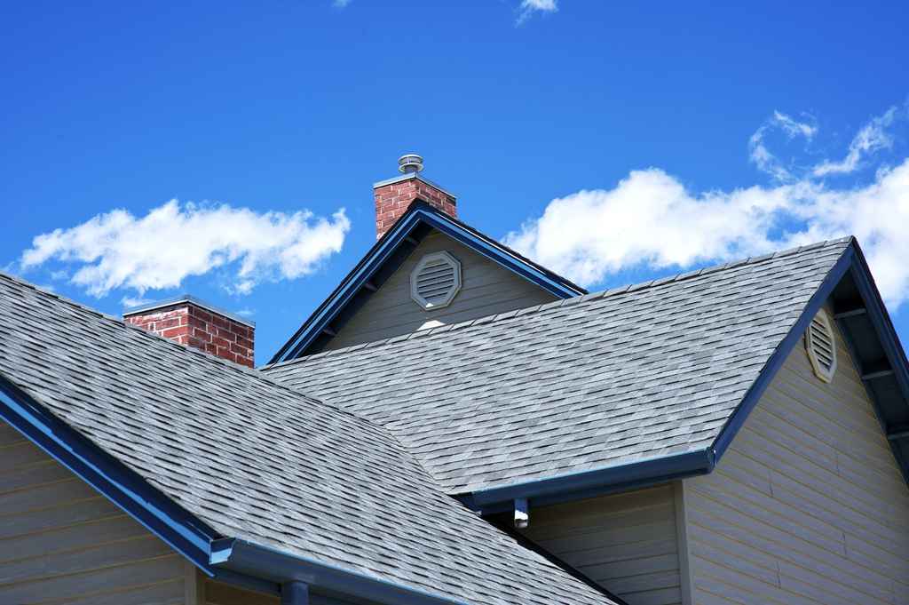 top Mobile, Alabama asphalt shingle roofing experts